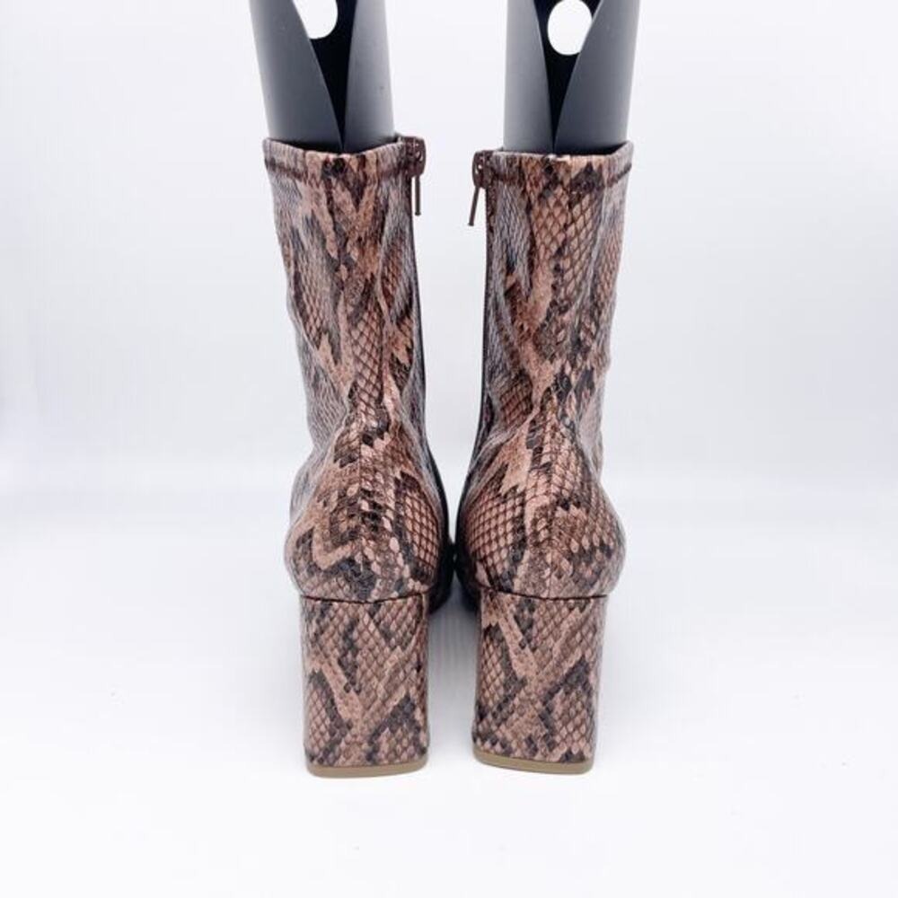 Steve Madden Women's Harli Ankle Boot Snake Print Size 7.5M‎ - Picture 3 of 9